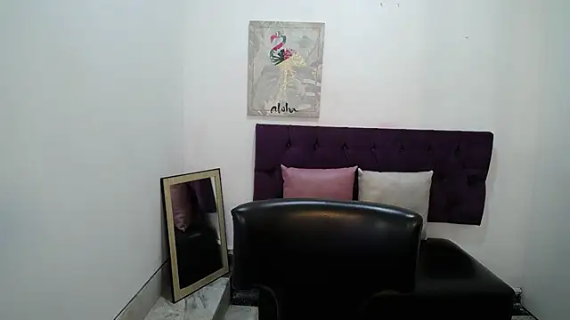 TomBoy Natali online show from 03/03/26, 12:00