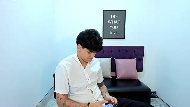 TomBoy Natali online show from 03/21/26, 06:44