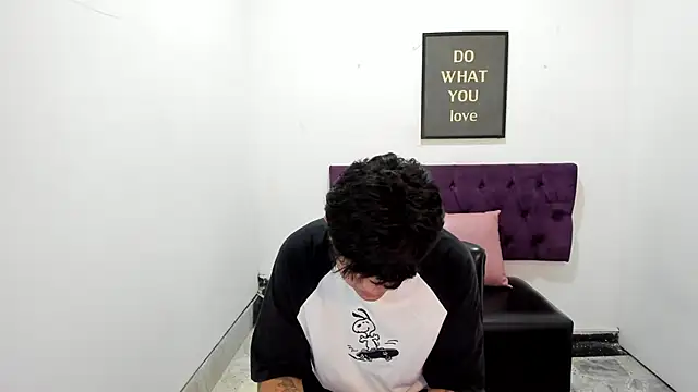 TomBoy Natali online show from 04/04/26, 07:00