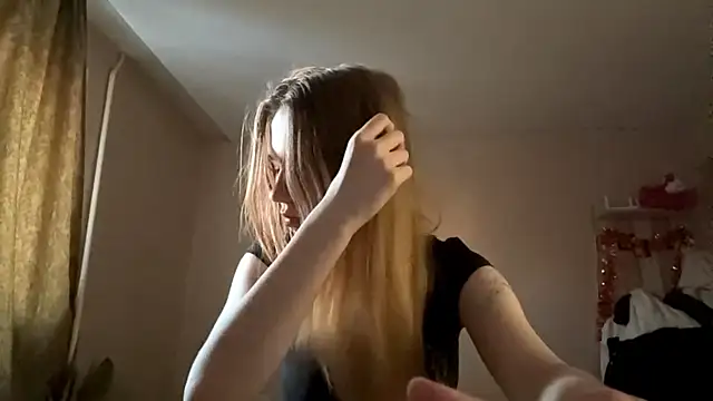 LeomaJee online show from 03/23/26, 02:10