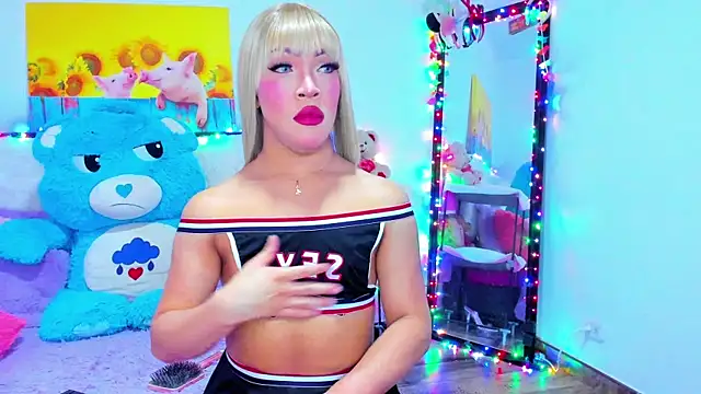 Snapshot of Dulce_Fabiana_ chatting on 03/02/26, 08:59 Dulce Fabiana online show from 03/02/26, 08:59