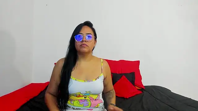 Snapshot of CamilaEdwards chatting on 03/01/26, 04:47 CamilaEdwards online show from 03/01/26, 04:47