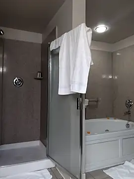 Snapshot of VelvetRae chatting on 03/03/26, 07:36 VelvetRae online show from 03/03/26, 07:36