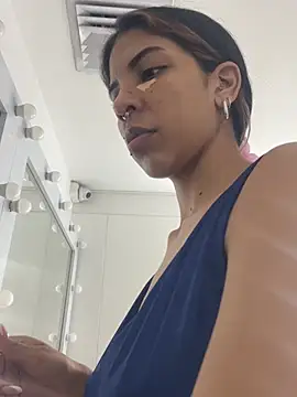 VioletaHills  online show from 03/25/26, 12:22