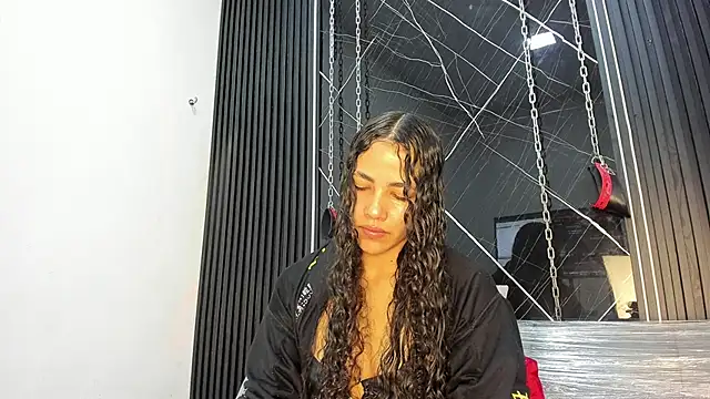 Megan Duskk online show from 04/18/26, 11:36