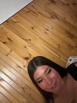 Snapshot of Miss_Dani chatting on 03/04/26, 03:23 Miss Dani online show from 03/04/26, 03:23