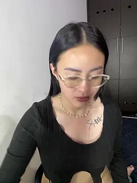 Anni Rose online show from 04/11/26, 09:13