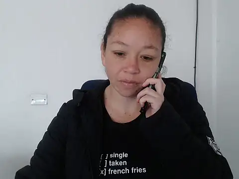 Snapshot of Eliane_cooper21 chatting on 03/03/26, 04:13 Eliane cooper21 online show from 03/03/26, 04:13