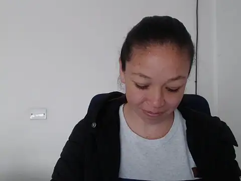 Snapshot of Eliane_cooper21 chatting on 03/04/26, 06:47 Eliane cooper21 online show from 03/04/26, 06:47