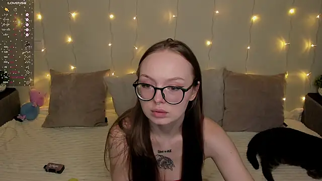 Snapshot of Ivy_toxic0 chatting on 02/28/26, 06:31 Ivy toxic0 online show from 02/28/26, 06:31