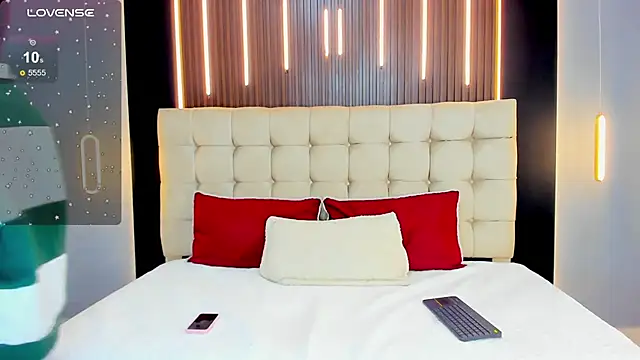 Zoee cute  online show from 03/05/26, 01:18