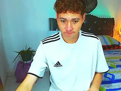  Santi2 online show from 03/22/26, 02:48