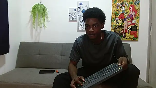 Snapshot of charles_king chatting on 03/03/26, 10:59 charles king online show from 03/03/26, 10:59