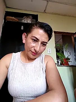 Lucia Rios online show from 03/02/26, 10:27