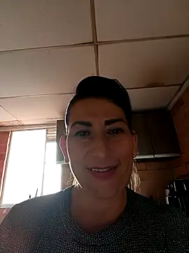 Lucia Rios online show from 03/25/26, 10:05