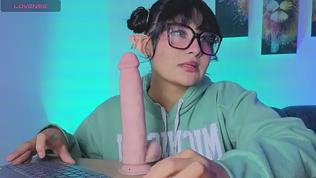 Mymelody   online show from 03/16/26, 07:29