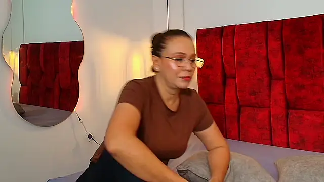  Monaliza  online show from 03/28/26, 12:16