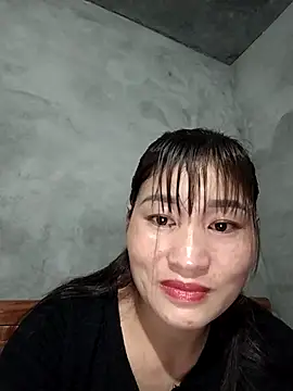 Snapshot of Lilinn_ chatting on 03/03/26, 10:54 Lilinn online show from 03/03/26, 10:54