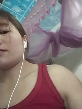 Lilinn  online show from 03/18/26, 12:08