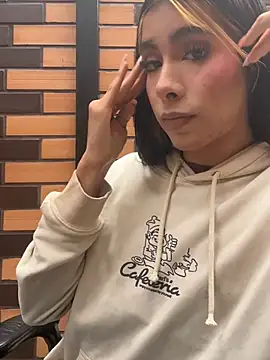 mxli divine  online show from 04/15/26, 02:13