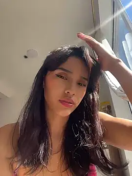 Mia-villalobos online show from 05/01/26, 02:10