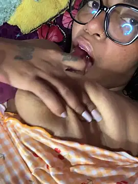 Piel Canella online show from 03/07/26, 01:24