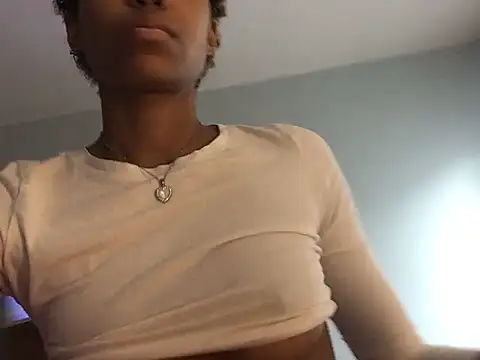 LunaBl00m online show from 03/09/26, 04:33