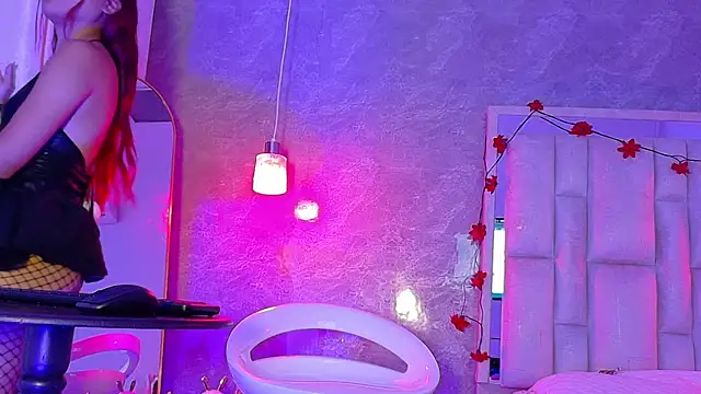 Bella-Sanders online show from 03/31/26, 11:10