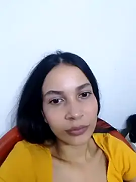 Snapshot of BiancaRoyale chatting on 05/23/26, 07:02 BiancaRoyale online show from 05/23/26, 07:02
