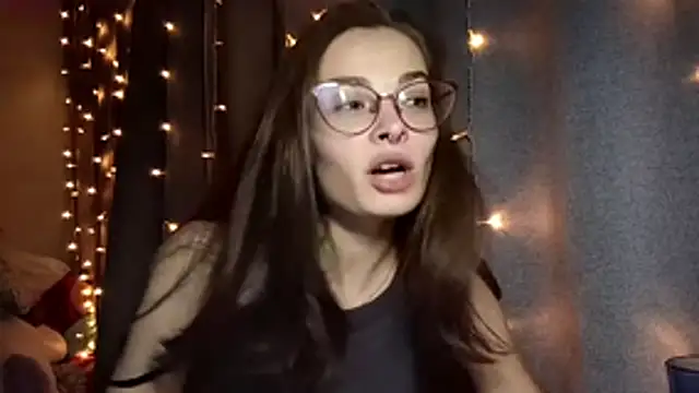 JInaMillsap online show from 04/01/26, 01:41