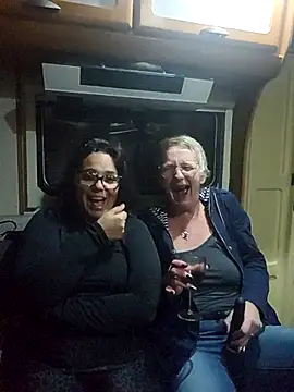 lescoquinsdu40 online show from 03/20/26, 09:41