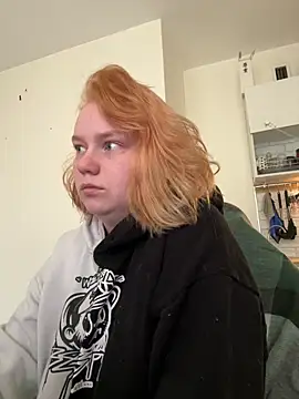 soft focus online show from 04/19/26, 04:45