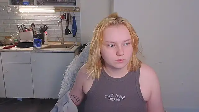 soft focus online show from 06/01/26, 04:47
