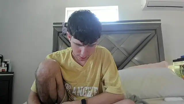 Snapshot of gayndepressed chatting on 02/28/26, 08:54 gayndepressed online show from 02/28/26, 08:54