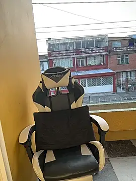 Snapshot of Zoe_fiire chatting on 03/04/26, 11:16 Zoe fiire online show from 03/04/26, 11:16