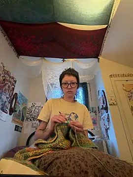 Snapshot of Anniething chatting on 03/10/26, 01:54 Anniething online show from 03/10/26, 01:54