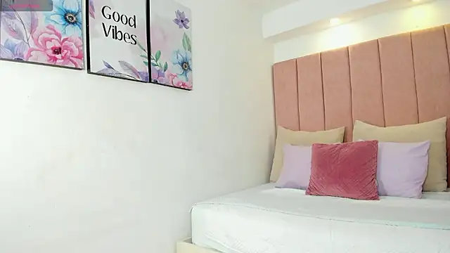 estrellathekk online show from 03/26/26, 11:32