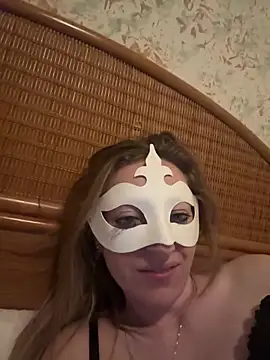 AdamoedEva online show from 04/05/26, 09:12