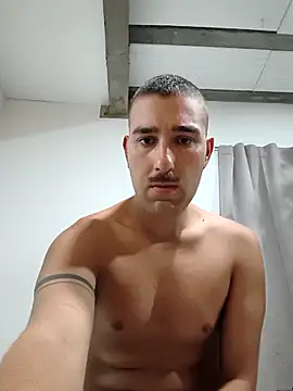 Snapshot of straightdude99 chatting on 03/01/26, 05:31 straightdude99 online show from 03/01/26, 05:31