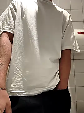 Snapshot of straightdude99 chatting on 03/02/26, 08:15 straightdude99 online show from 03/02/26, 08:15