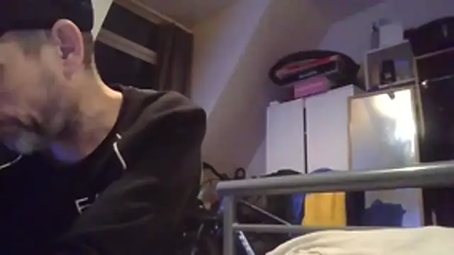 Snapshot of DOUBLETROUBLE7773 chatting on 03/02/26, 02:36 DOUBLETROUBLE7773 online show from 03/02/26, 02:36