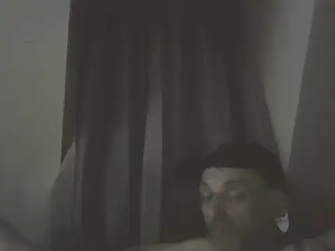 DOUBLETROUBLE7773 online show from 04/20/26, 02:58