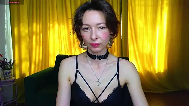 Snapshot of Kate_Millersi chatting on 05/23/26, 05:45 Kate Millersi online show from 05/23/26, 05:45