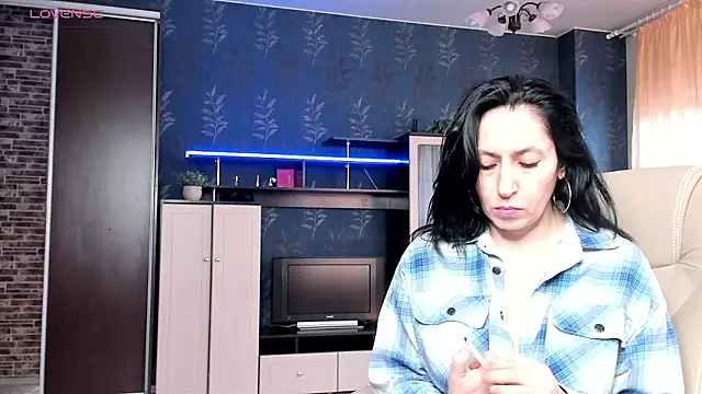 Lucky Milf online show from 03/06/26, 10:34