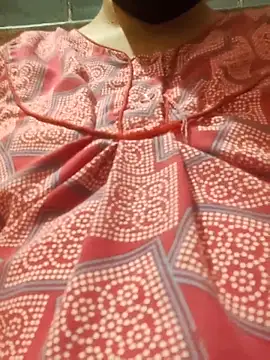 Snapshot of Tamillaxmi12 chatting on 03/03/26, 02:01 Tamillaxmi12 online show from 03/03/26, 02:01