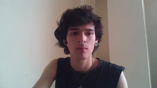Snapshot of Moonandzukko chatting on 05/25/26, 07:53 Moonandzukko online show from 05/25/26, 07:53