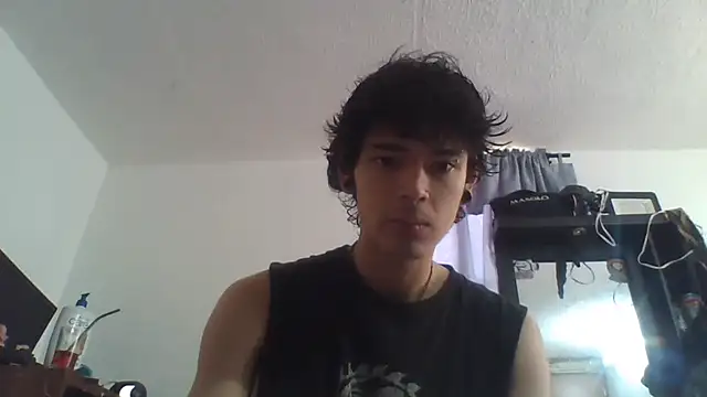 Snapshot of Moonandzukko chatting on 08/09/26, 07:30 Moonandzukko online show from 08/09/26, 07:30