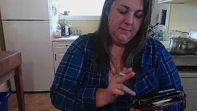 smalltowntrouble online show from 04/15/26, 01:40