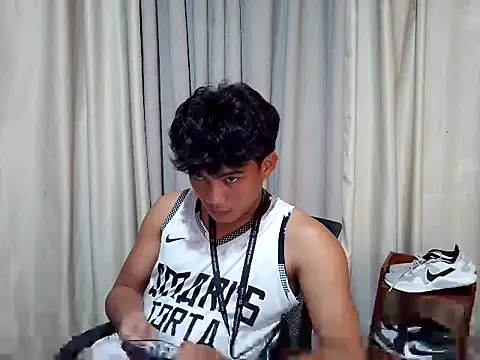 Snapshot of marksurelyhard chatting on 03/25/26, 02:01 marksurelyhard online show from 03/25/26, 02:01