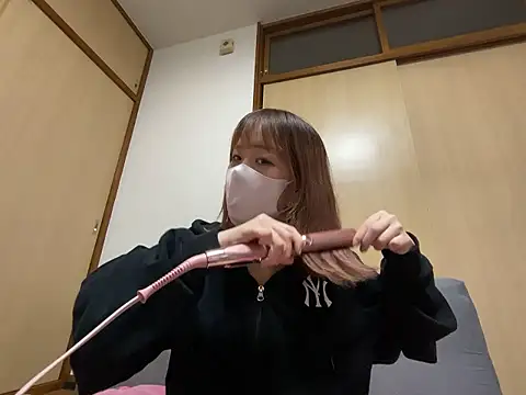 airi-ai0302 online show from 05/21/26, 05:09
